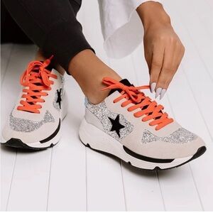 NWOT Women's White Raven Quincy Glitter Sneakers with Orange Laces Size 6.5